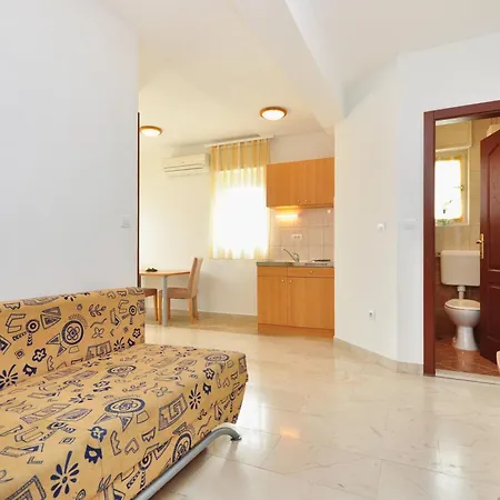 House Jerko Appartement Kaštela