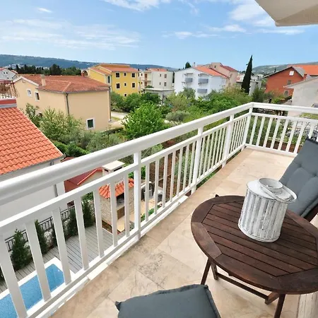 House Jerko Appartement Kaštela